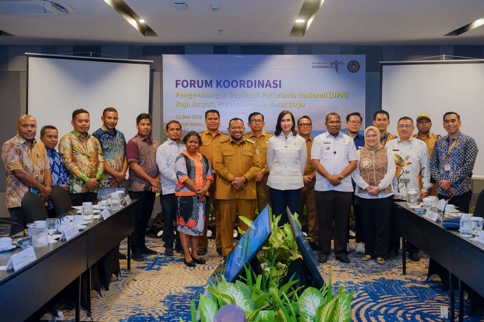 judi resmi online Siaran Pers: Menpar Widiyanti Perkuat Sinergi Kawal Implementasi RIDPN Raja Ampat 2024-2044