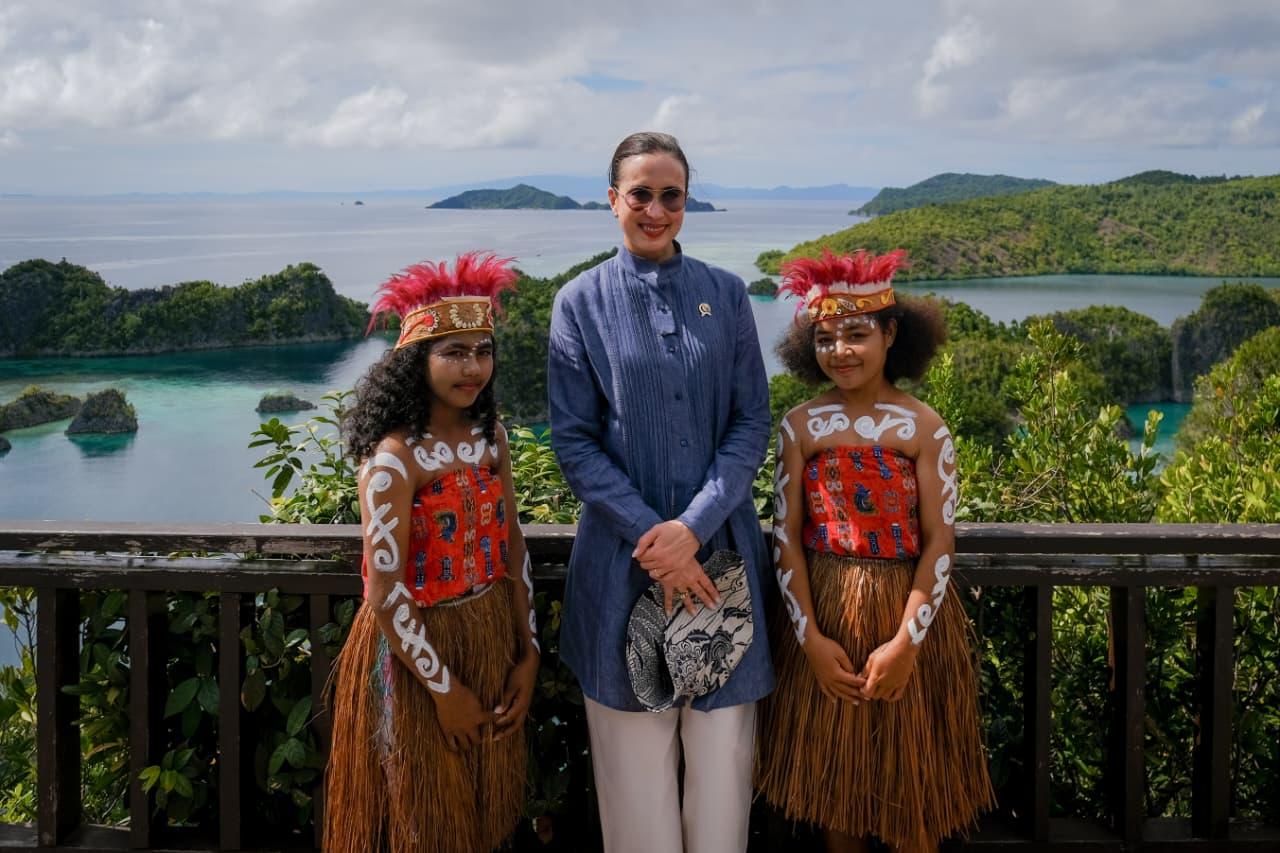 daftar slot olympus via dana Siaran Pers : Menpar Widiyanti Tinjau Kesiapan Revalidasi UNESCO Global Geopark Raja Ampat