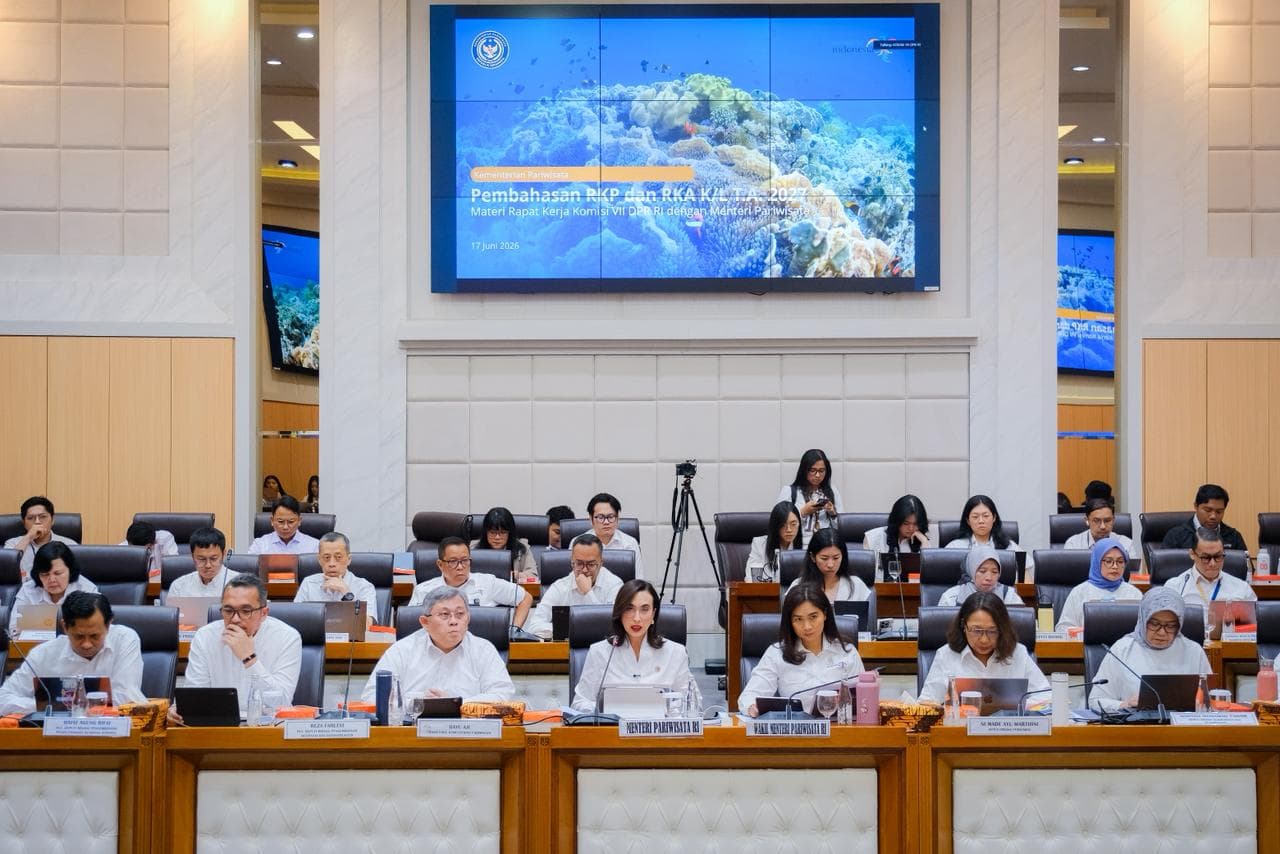 wayang69 Siaran Pers: Kemenpar Fokus Perkuat Pariwisata Berkualitas dan Berkelanjutan pada 2027