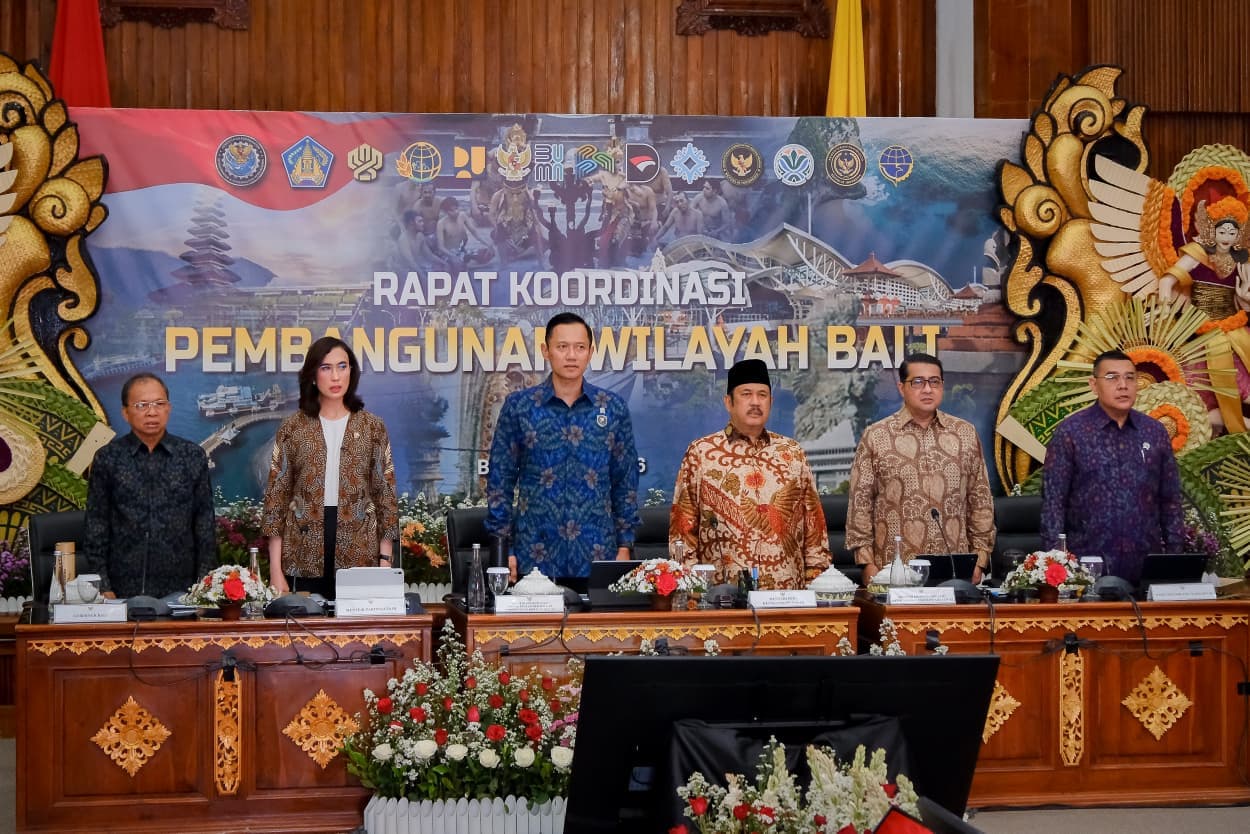 novotel69 Siaran Pers: Menpar Usulkan Pembentukan Pokja Guna Eksekusi Prioritas Infrastruktur Pariwisata Bali